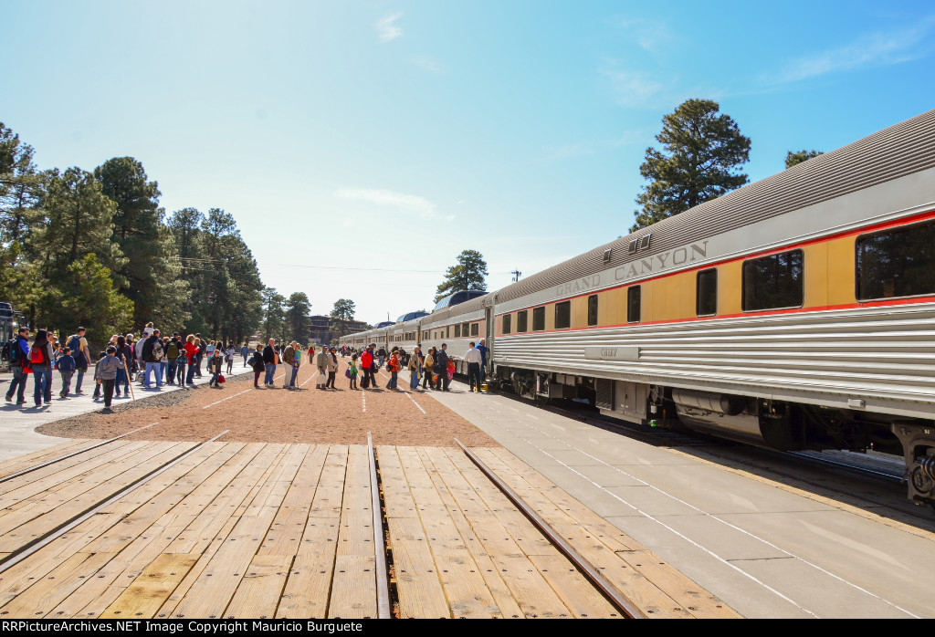 Grand Canyon Railway Parlor Car "Chief"